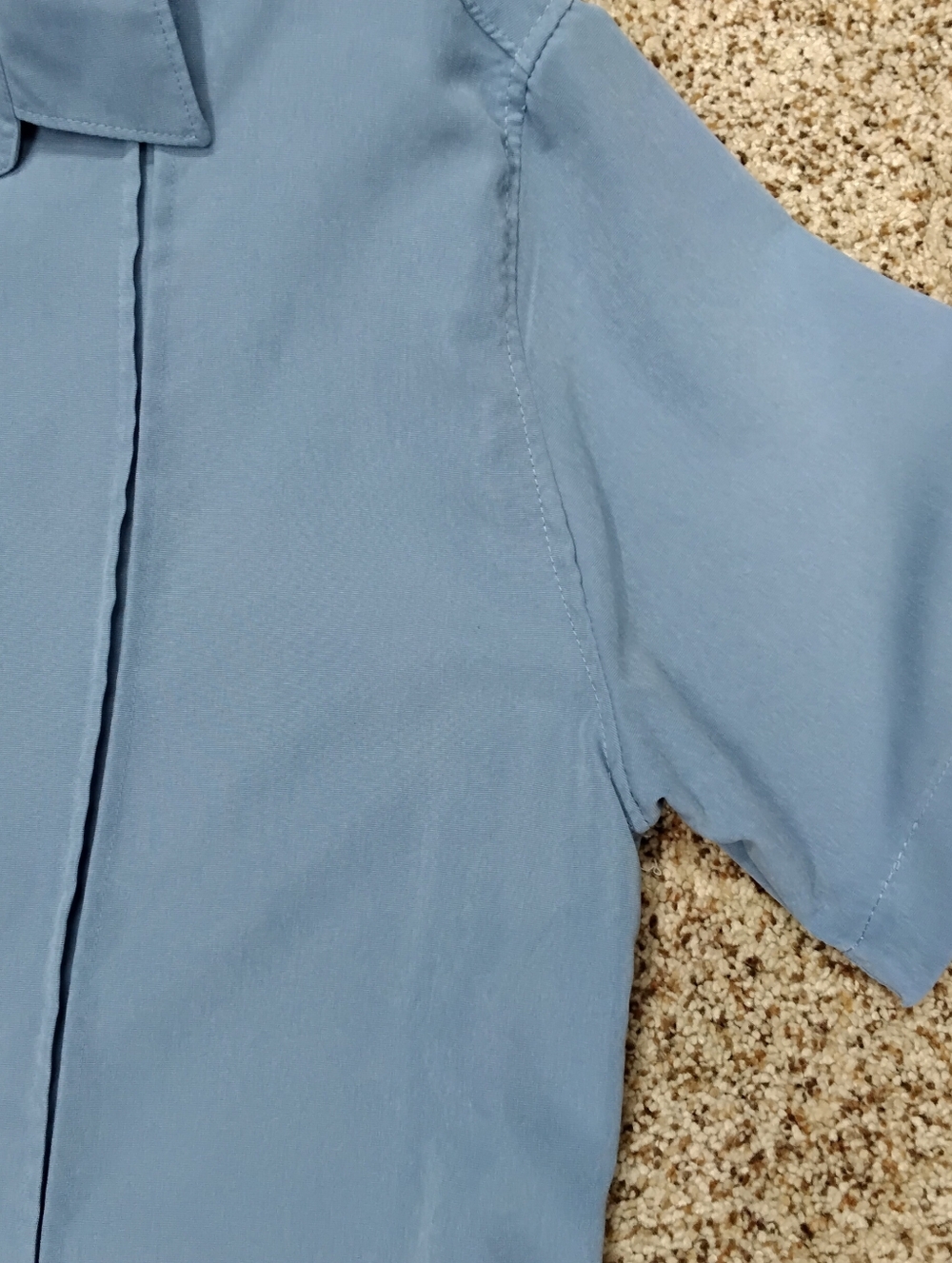 3930 Size XL Axist Men's Short Sleeve Shirt - Light Blue - Picture 2 of 6